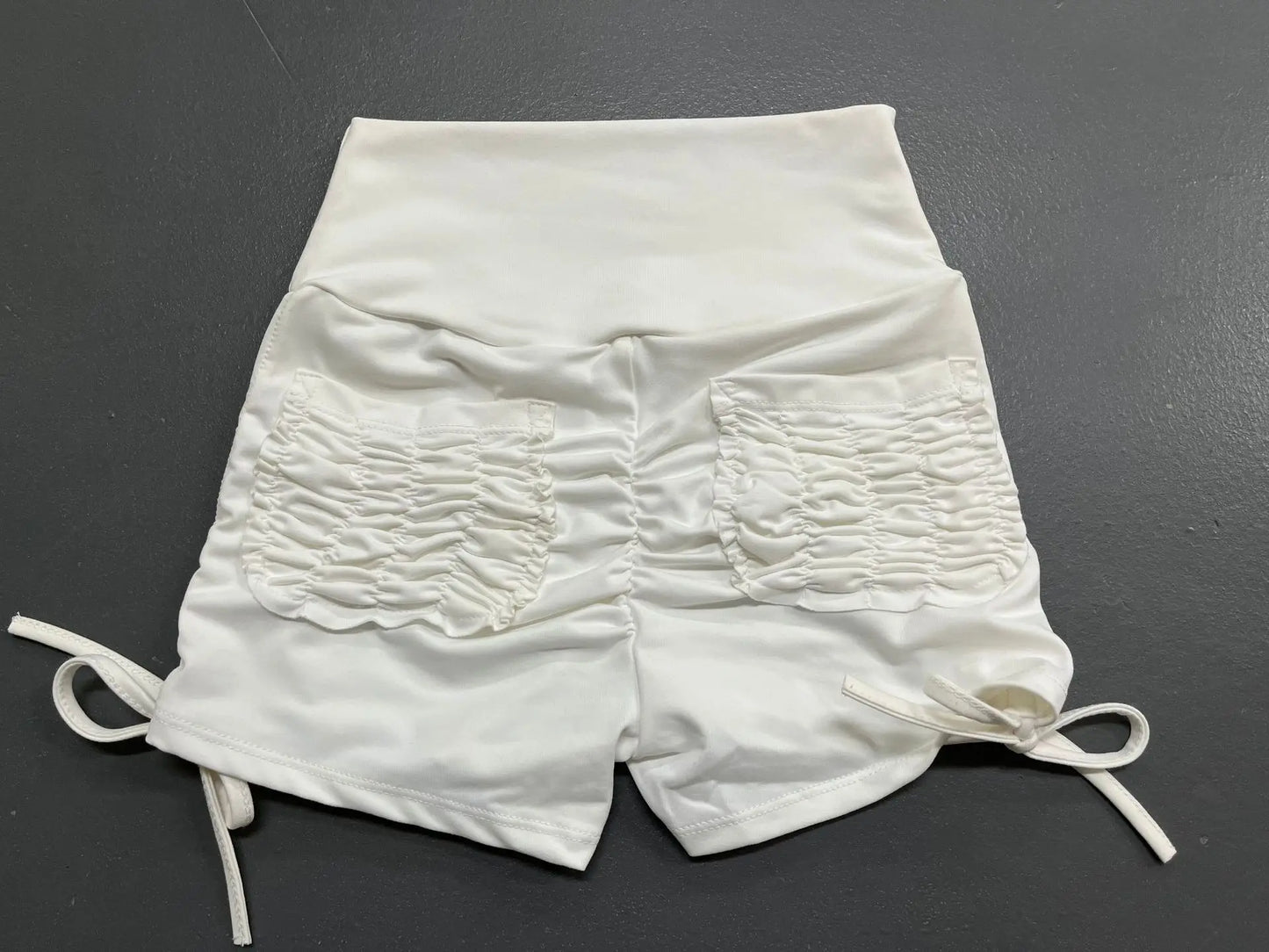 FlexCurve™: High-Waist Yoga Shorts 🏋️‍♀️💃🌸