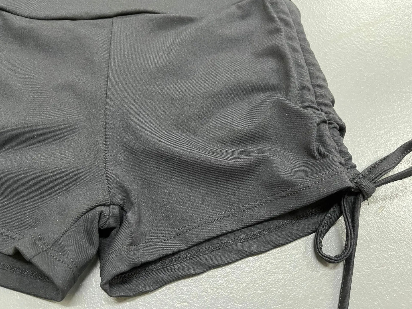 FlexCurve™: High-Waist Yoga Shorts 🏋️‍♀️💃🌸